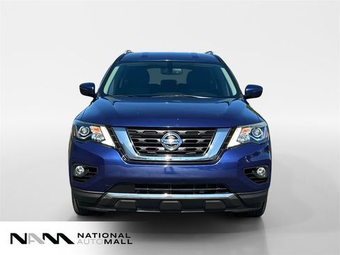 Used 2019 Nissan Pathfinder SV image 8