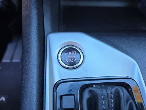 Used 2022 Nissan Altima 2.5 SV image 29