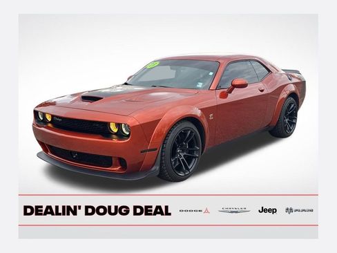 Used 2023 Dodge Challenger R/T Scat Pack image 1