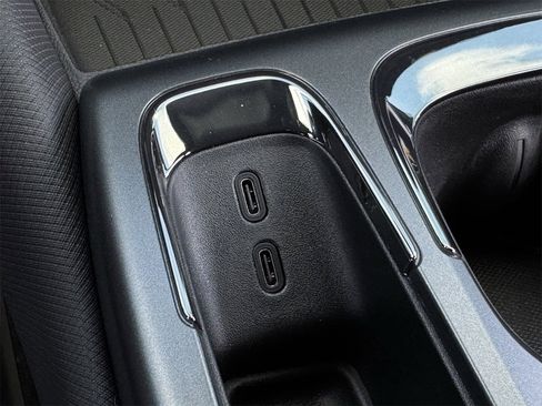 New 2026 Chevrolet Equinox EV RS image 15