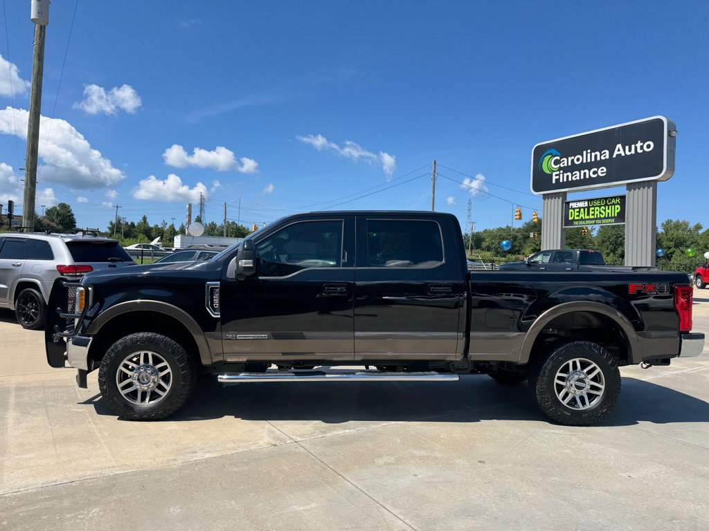 Used 2017 Ford F250 Lariat w/ Lariat Ultimate Package AWD/4WD image 6