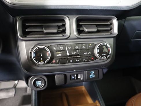 Used 2024 Ford Maverick Lariat w/ 4K Tow Package AWD/4WD image 44