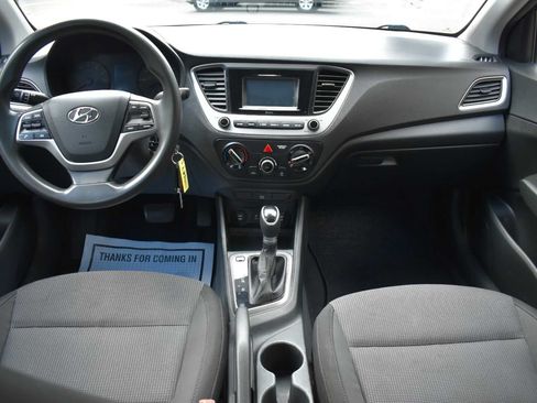 Used 2020 Hyundai Accent SE FWD image 14