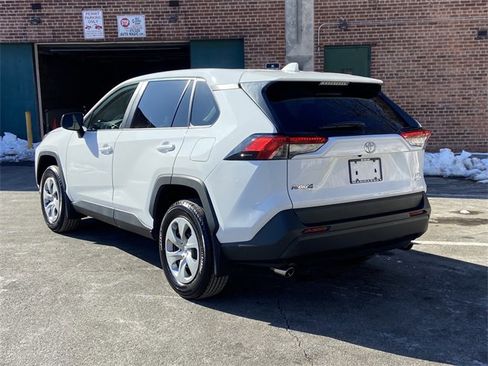 Used 2023 Toyota RAV4 LE image 7