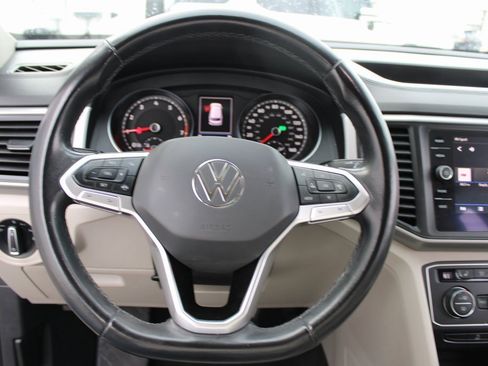 Certified 2021 Volkswagen Atlas SE image 12