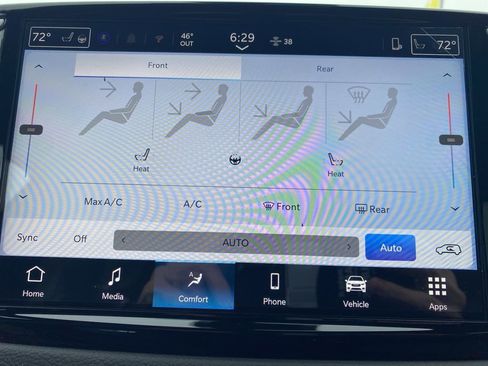 New 2026 Chrysler Voyager LX FWD image 35
