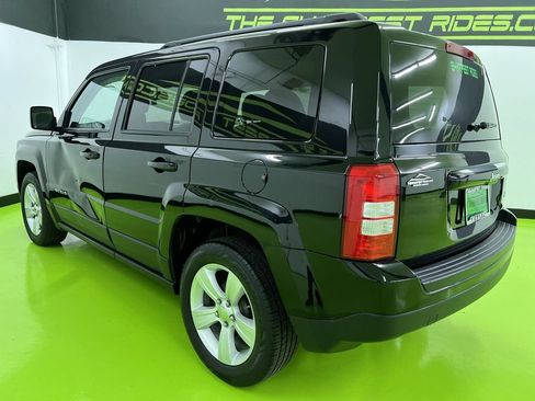 Used 2016 Jeep Patriot Latitude FWD image 7