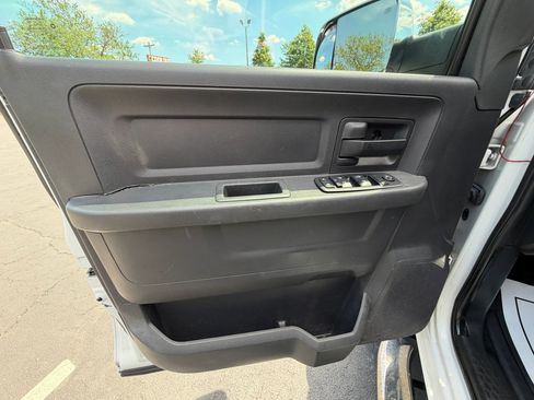 Used 2012 RAM 5500 2WD Crew Cab w/ Ambulance Prep Group image 20