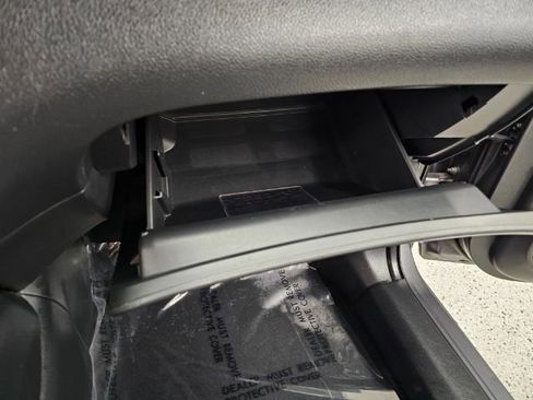 Used 2016 Nissan Rogue S image 20