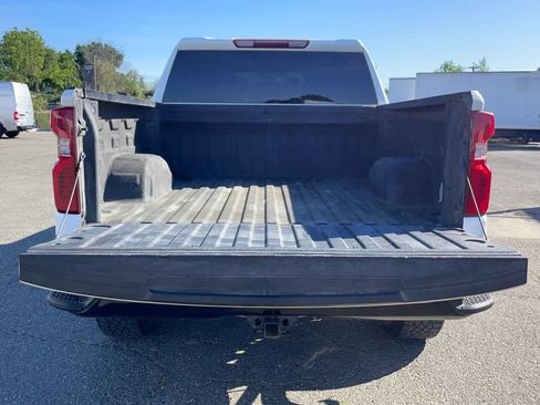 Used 2023 Chevrolet Silverado 1500 Custom Trail Boss AWD/4WD image 25