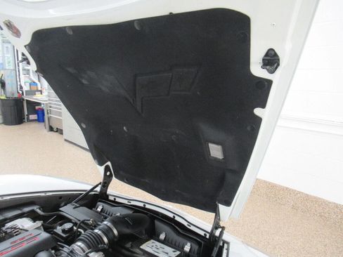 Used 2006 Chevrolet Corvette Convertible w/ Preferred Equipment Group image 26