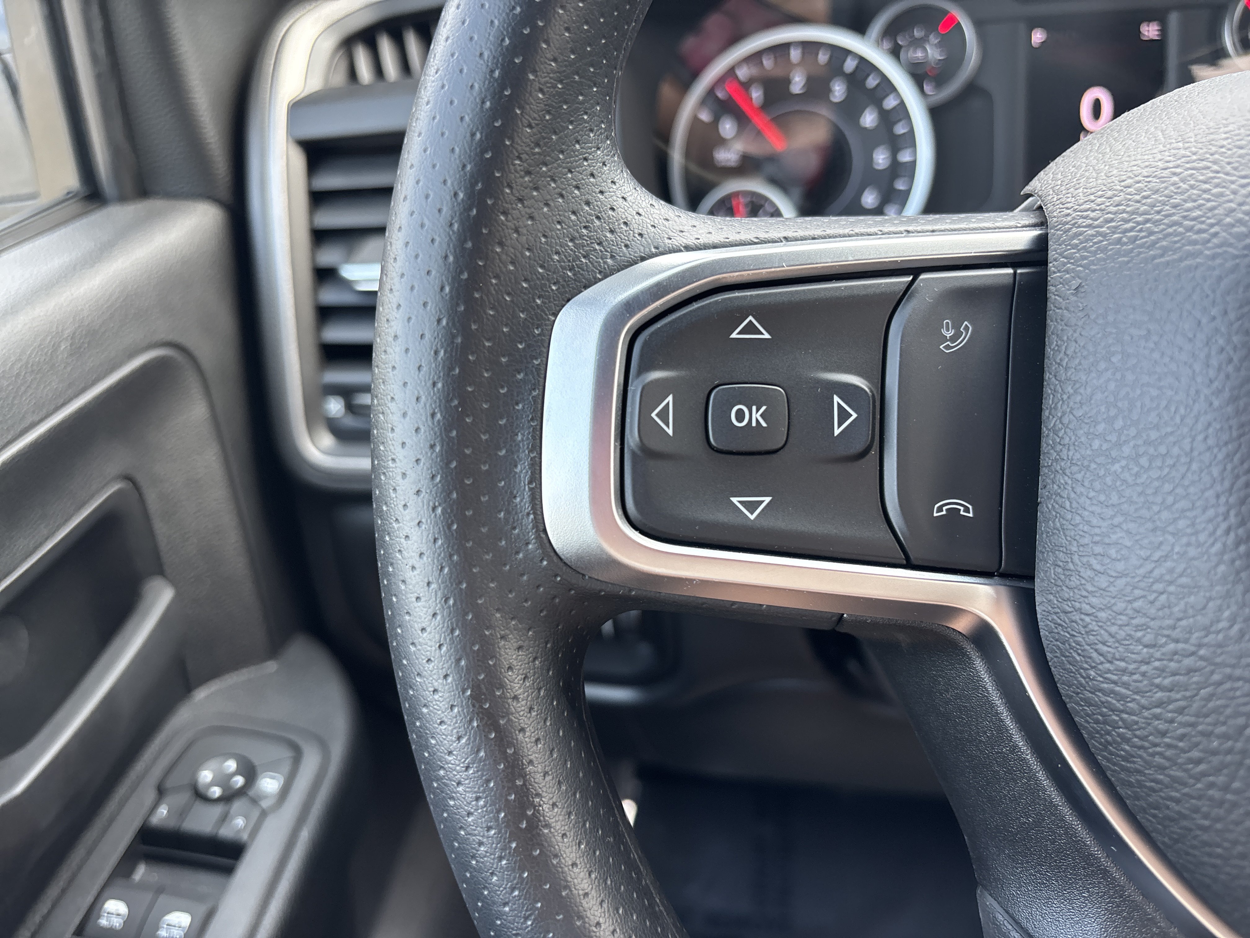 New 2026 RAM 2500 Tradesman AWD/4WD image 27