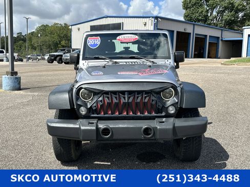 Used 2016 Jeep Wrangler Unlimited Sport image 24