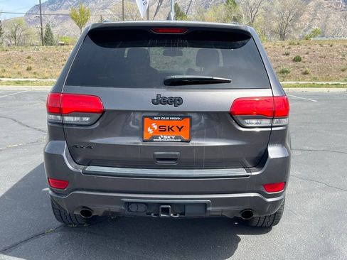 Used 2014 Jeep Grand Cherokee Altitude image 12