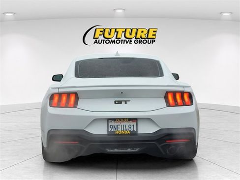 Used 2024 Ford Mustang GT Premium image 8
