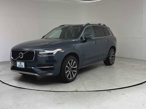 Used 2019 Volvo XC90 T6 Momentum AWD/4WD image 2