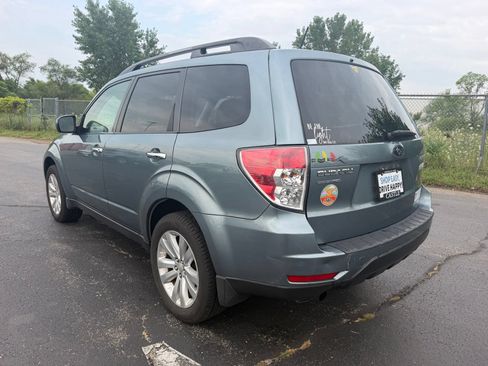 Used 2011 Subaru Forester 2.5X Premium w/ All-Weather Pkg AWD/4WD image 8