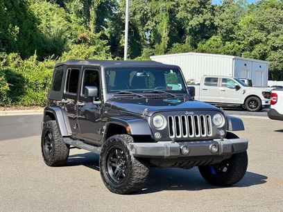 Used 2017 Jeep Wrangler Unlimited Sahara w/ Connectivity Group