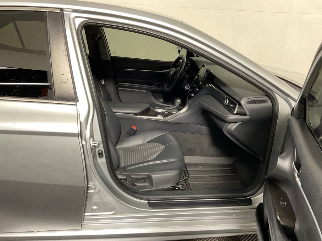 Used 2021 Toyota Camry SE FWD image 34