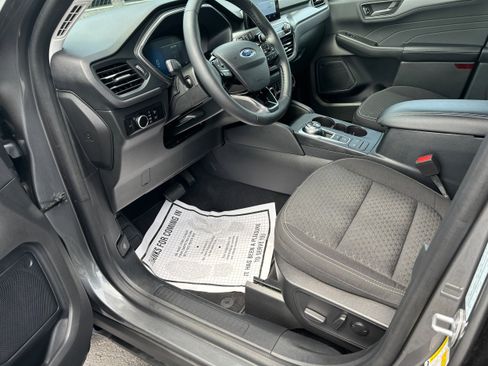 Used 2023 Ford Escape Active image 11