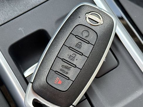 New 2026 Nissan Pathfinder SL image 37