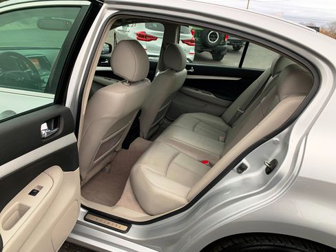 Used 2009 INFINITI G37 x Sedan image 5