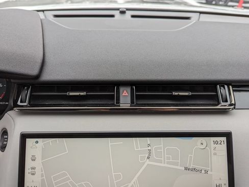 Used 2025 Land Rover Range Rover Velar Dynamic SE AWD/4WD image 22