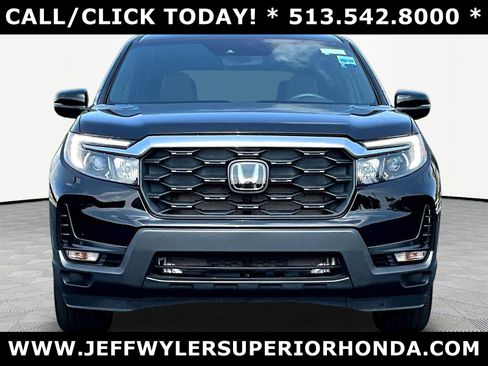 Used 2025 Honda Passport EX-L image 2