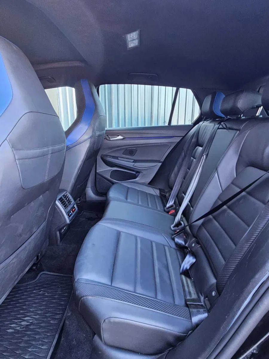 Used 2024 Volkswagen Golf R AWD/4WD image 11