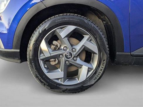 Used 2022 Hyundai Venue SEL w/ Cargo Package image 24