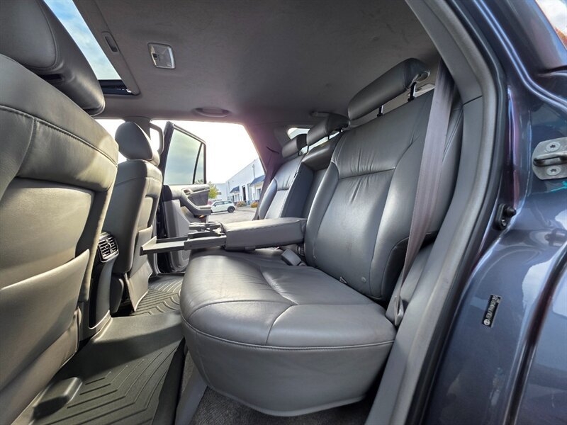 Used 2008 Toyota 4Runner Limited w/ Limited Extra Value Pkg 1 AWD/4WD image 15