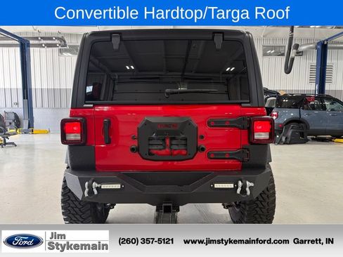 Used 2022 Jeep Wrangler Unlimited Sport AWD/4WD image 9