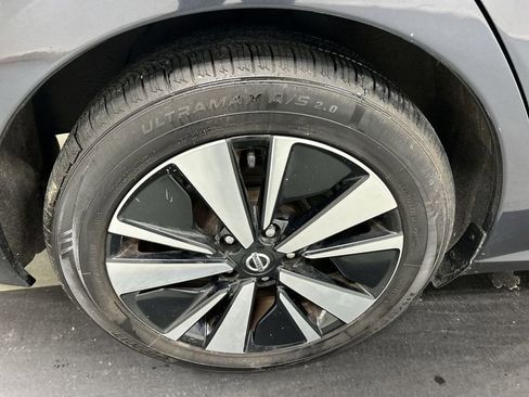 Used 2021 Nissan Altima 2.5 SV image 8