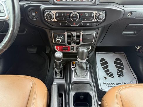 Used 2020 Jeep Gladiator Rubicon image 15