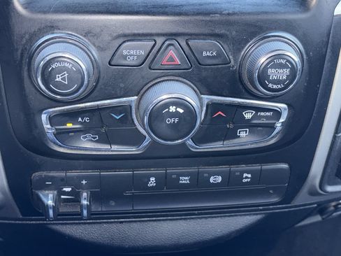 Used 2015 RAM 2500 SLT w/ Protection Group AWD/4WD image 5