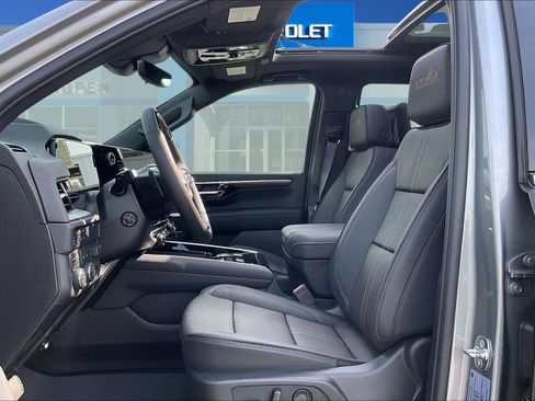 New 2026 Chevrolet Tahoe High Country AWD/4WD image 24