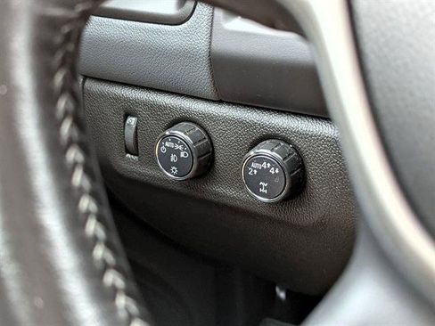 Used 2022 Chevrolet Colorado Z71 AWD/4WD image 54