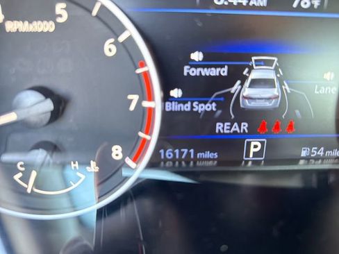 Used 2025 Nissan Altima 2.5 SV image 16