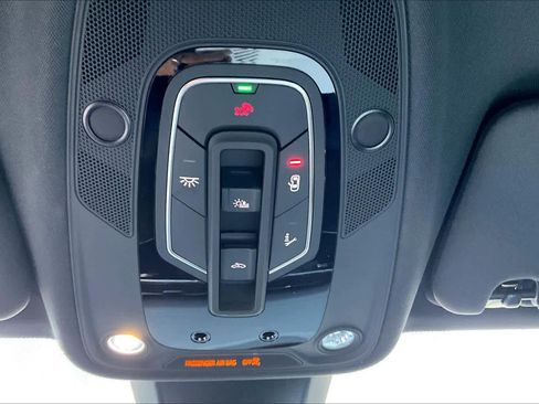 Used 2025 Audi Q7 2.0T Premium w/ Convenience Plus Package image 25