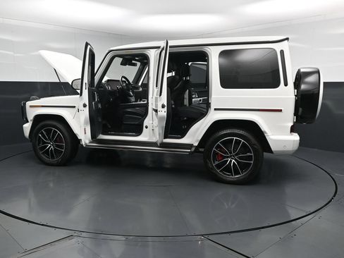 Used 2021 Mercedes-Benz G 550 image 32