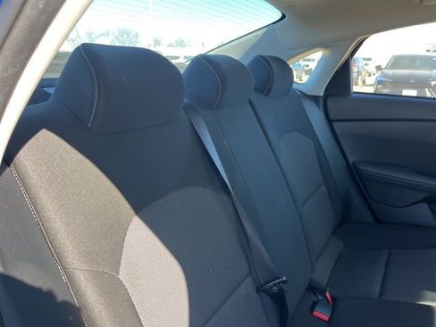 Used 2023 Kia Forte LXS image 39