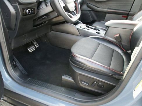 Used 2023 Ford Escape ST-Line Elite image 17