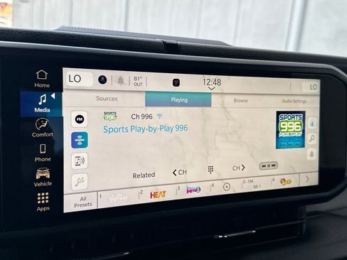 New 2025 Jeep Gladiator Willys image 17