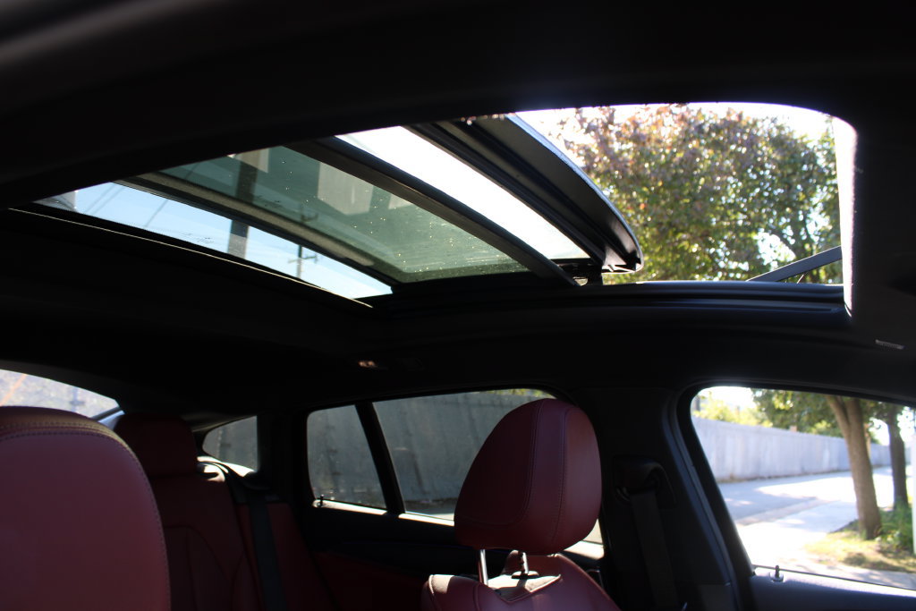 Used 2023 BMW X4 xDrive30i AWD/4WD image 27