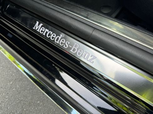 Used 2021 Mercedes-Benz S 580 4MATIC Sedan w/ AMG Line image 17