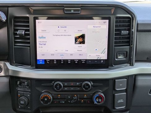 New 2026 Ford F250 XLT w/ XLT Premium Package AWD/4WD image 18