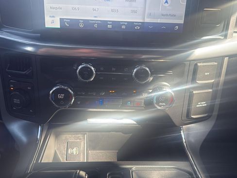 Used 2021 Ford F150 Lariat w/ Equipment Group 502A High image 20