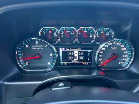 Used 2017 GMC Sierra 1500 SLT image 25