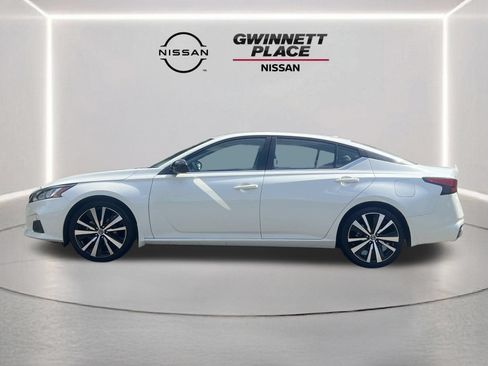 Certified 2021 Nissan Altima 2.5 SR FWD image 19