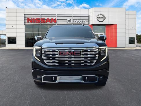 Used 2024 GMC Sierra 1500 Denali w/ Denali Reserve Package AWD/4WD image 8